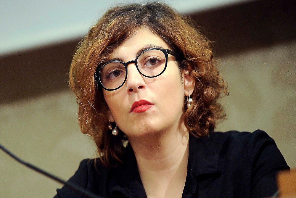 Giornale Radio - Castelli: necessario intervenire su 50 milioni di cartelle Giornale Radio - Castelli: necessario intervenire su 50 milioni di cartelle