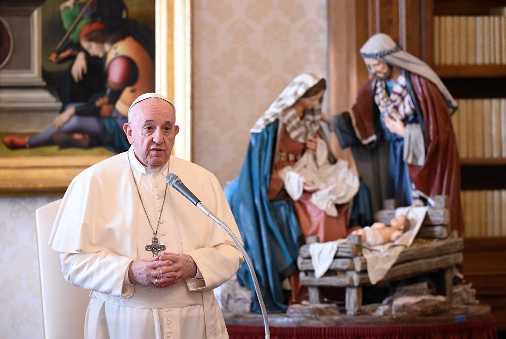Giornale Radio  - L'appello del Papa: aiutiamo gli altri