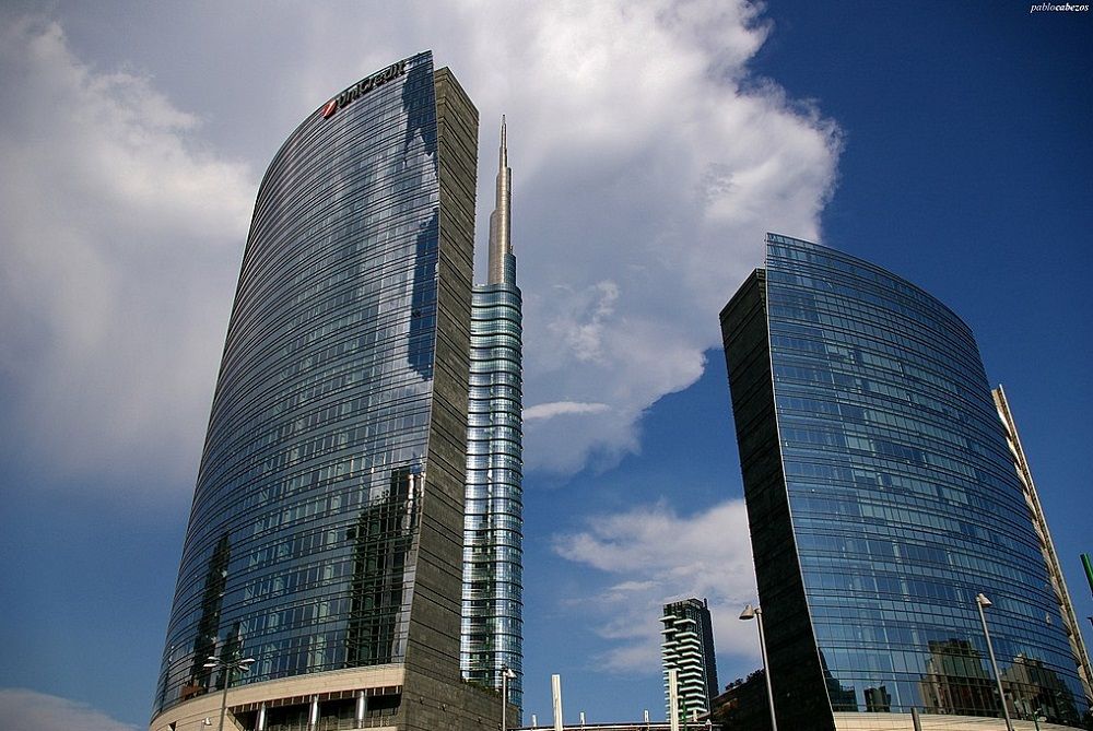 Giornale Radio - Unicredit: l’AD Mustier rinuncia alla buonuscita Giornale Radio - Unicredit: l’AD Mustier rinuncia alla buonuscita