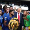 Il Chelsea festeggia il Mondiale per club. E Trump non se ne va