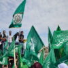 Intanto Hamas continua a sparare