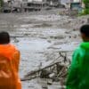 Centinaia tra morti e dispersi a causa delle devastanti alluvioni tra Nepal e Cina